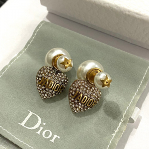 디올 귀걸이 D9128 2020/신상 (정품과 비교가능한 퀄리티)