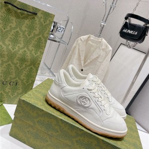 구찌 남여공용 스니커즈 G10223-6 2023/신상