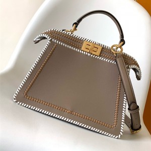 펜디 아이코닉 피카푸 아이씨유 스몰백 F8327 2024/신상