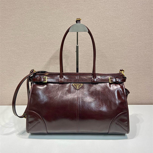 프라다 시그니처 라지 숄더백 1BA433 2024/신상