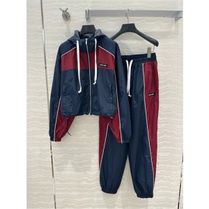 미우미우 트레이닝 세트 M64302 2025/신상