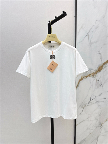 미우미우 반팔 티셔츠 M21754 2025/신상