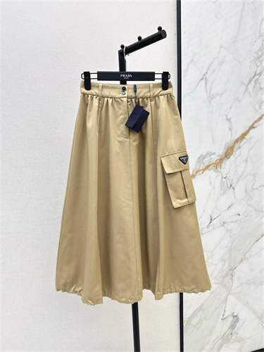 프라다 스커트 P52707 2025/신상