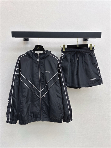 샤넬 바람막이 반바지 세트 C04500 2025/신상