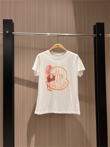 몽클레어 반팔 티셔츠 M51650 2025/신상