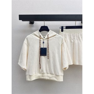 루이비통 후드티 스커트 세트 L53805 2025/신상