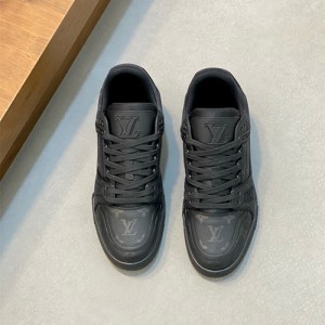 루이비통 남성용 스니커즈 L67521-2 2025/신상