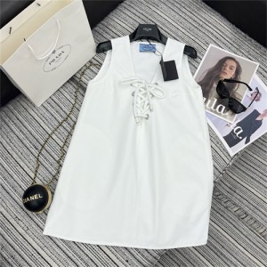 프라다 민소매 원피스 P42853 2025/신상