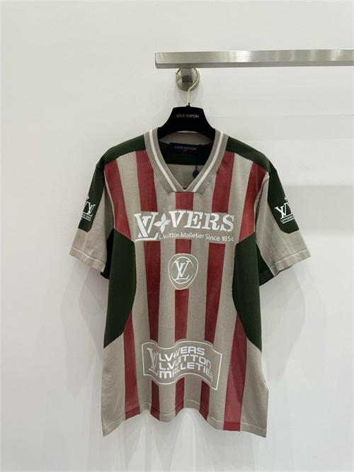 루이비통 반팔 티셔츠 L13307 2025/신상