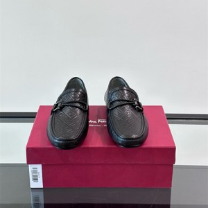 페레가모 남성용 로퍼 F32094-1 2025/신상