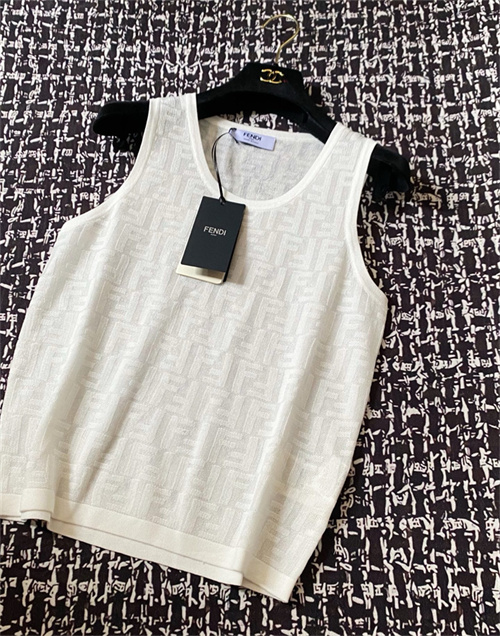 펜디 민소매 F61703 2025/신상