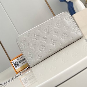 루이비통 지피 장지갑 M13825 2025/신상