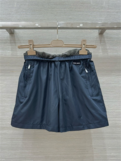미우미우 반바지 M42308 2025/신상