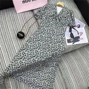 미우미우 원피스 M62994 2025/신상