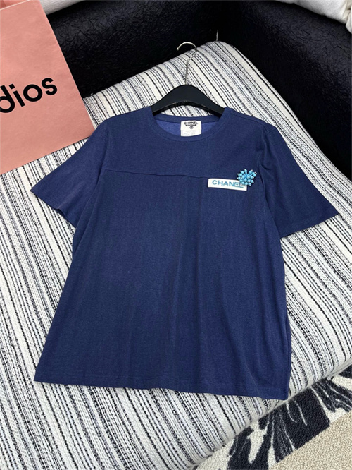 샤넬 반팔 티셔츠 C22156 2025/신상