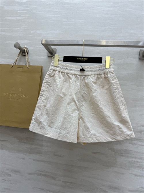 버버리 반바지 B32801 2025/신상