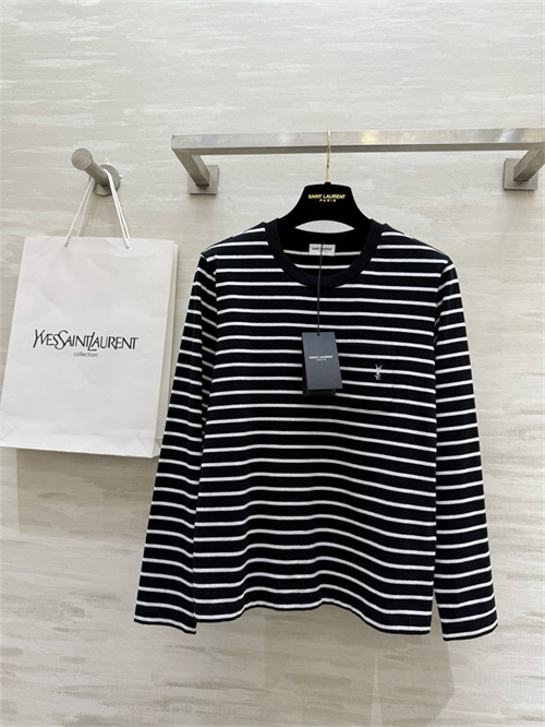 생로랑 긴팔 티셔츠 C12902 2025/신상