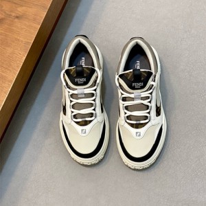 펜디 남성용 스니커즈 F68637-1 2025/신상