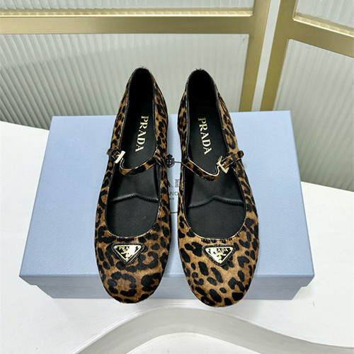 프라다 여성용 단화 P41312-2 2025/신상