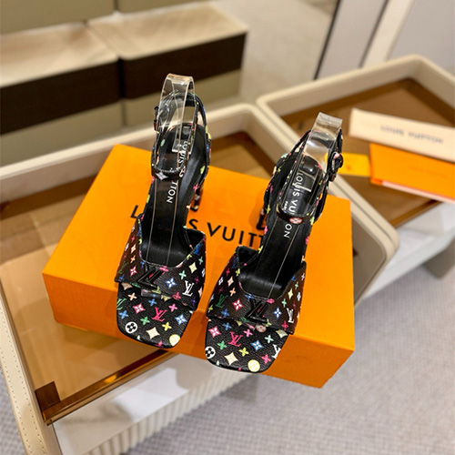 루이비통 여성용 샌들 (굽높이8.5CM) L29435-2 2025/신상