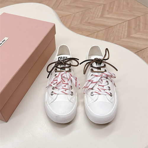 미우미우 여성용 스니커즈 M55624-1 2025/신상