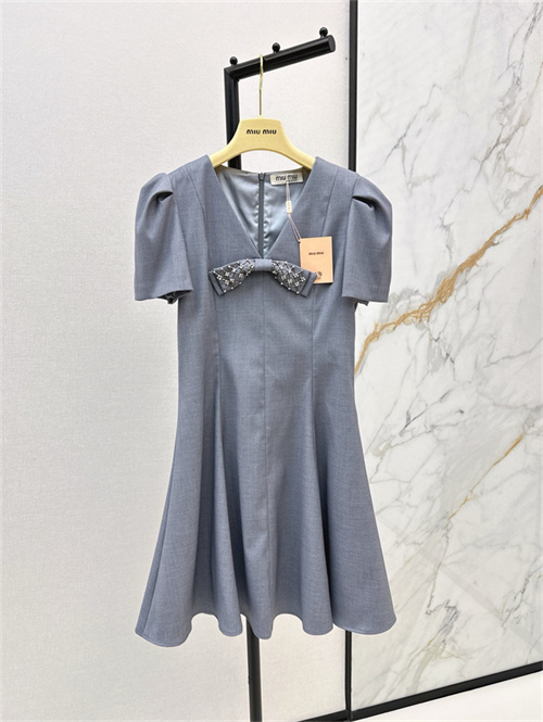 미우미우 원피스 M23105 2025/신상