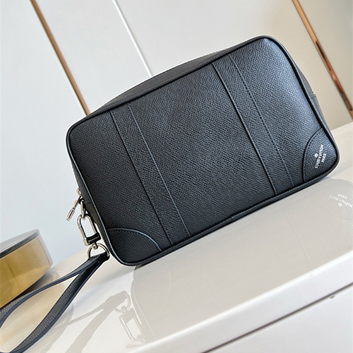 루이비통 포쉐트 카사이 클러치백 M30939 2025/신상