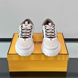 펜디 남성용 스니커즈 F68737-1 2025/신상