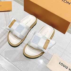 루이비통 남여공용 슬리퍼 L50282-1 2025/신상