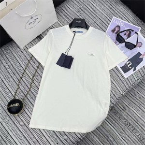 프라다 반팔 티셔츠 P31456 2025/신상