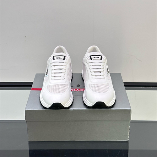 프라다 남성용 스니커즈 P97819-2 2025/신상