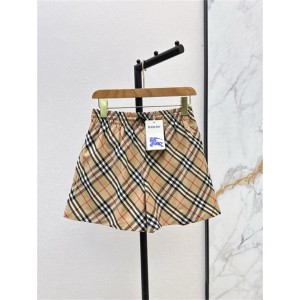 버버리 반바지 B32601 2025/신상