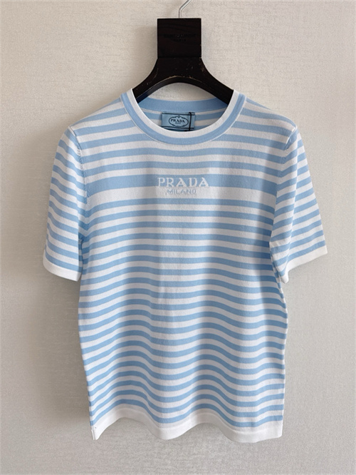 프라다 반팔 티셔츠 P41995 2025/신상