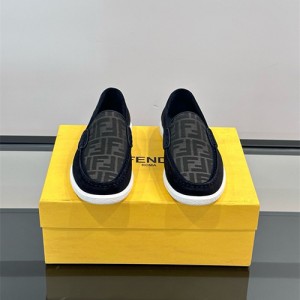 펜디 남성용 로퍼 F84479-1 2025/신상