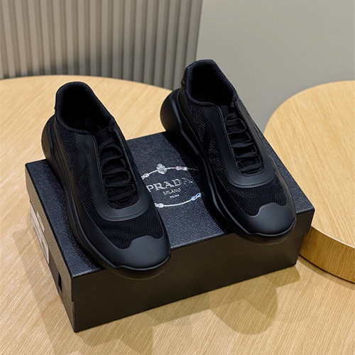 프라다 남성용 스니커즈 P97829-2 2025/신상