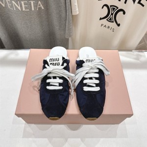 미우미우 여성용 슬리퍼 M90572-2 2025/신상