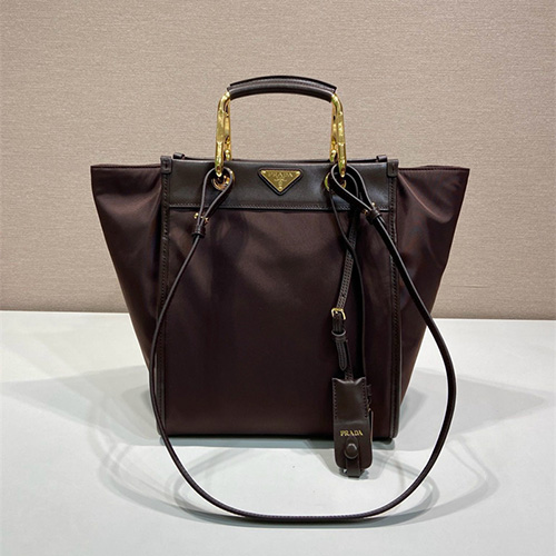 프라다 나일론과 미디움 토트백 1BG578 2025/신상