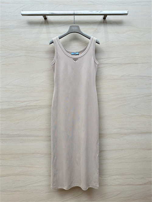 프라다 민소매 원피스 P52051 2025/신상