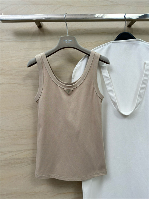 프라다 민소매 P71603 2025/신상