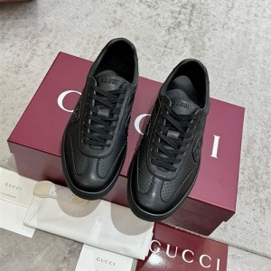 구찌 남여공용 스니커즈 G33182-2 2025/신상