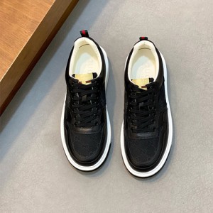 구찌 남성용 스니커즈 G82082-2 2025/신상