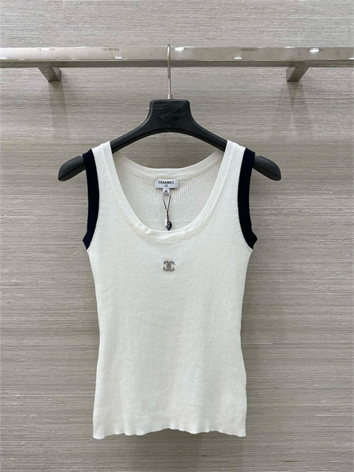 샤넬 민소매 C51708 2025/신상