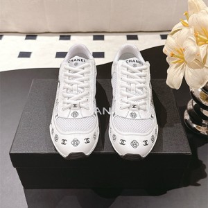 샤넬 남여공용 스니커즈 C37281-1 2025/신상