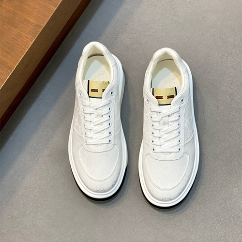 구찌 남성용 스니커즈 G84103-2 2025/신상