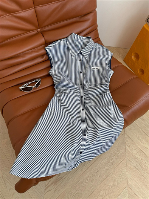 미우미우 민소매 원피스 M82902 2025/신상