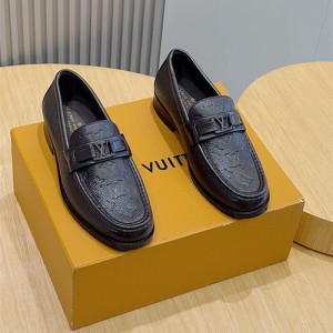 루이비통 남성용 로퍼 L95399-2 2025/신상