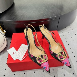 발렌티노 여성용 샌들 (굽높이8CM) V45664-2 2025/신상