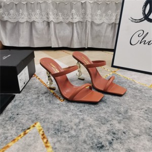 생로랑 여성용 샌들 (굽높이11CM) Y78808-2 2025/신상