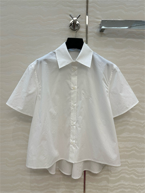 로에베 반팔 셔츠 L32498 2025/신상