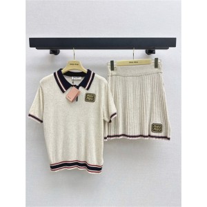 미우미우 반팔 폴로 니트 스커트 세트 M52996 2025/신상